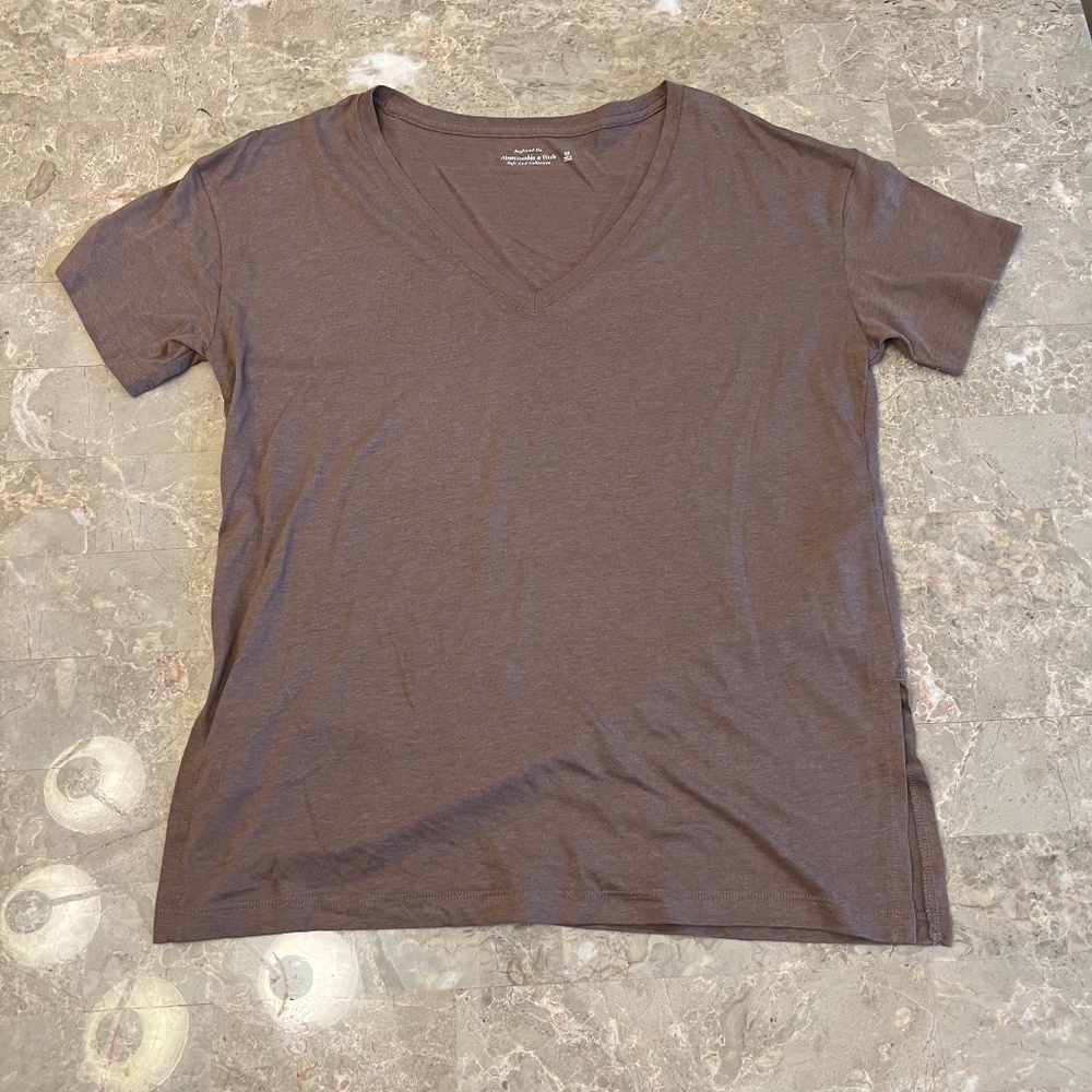 Abercrombie & Fitch The Boyfriend T Shirt Soft AF Collection Taupe Brown Size XS
